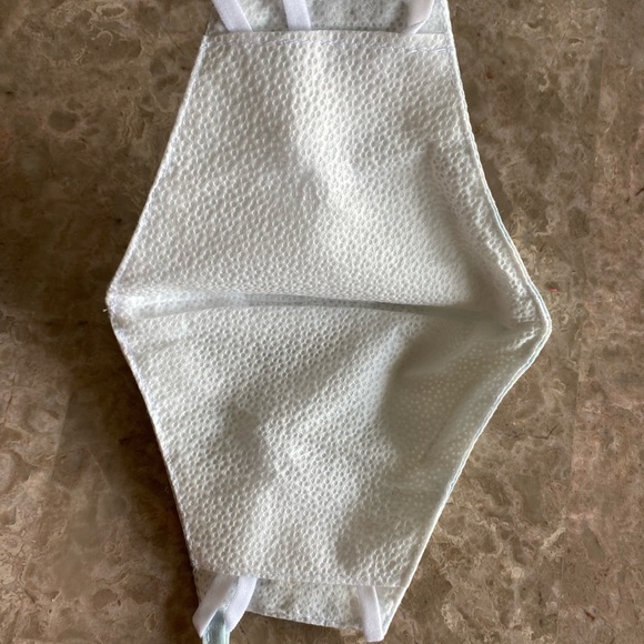 Jillian Harris x Leisure the Brand Reusable Face Mask, NWOT - Picture 2 of 2